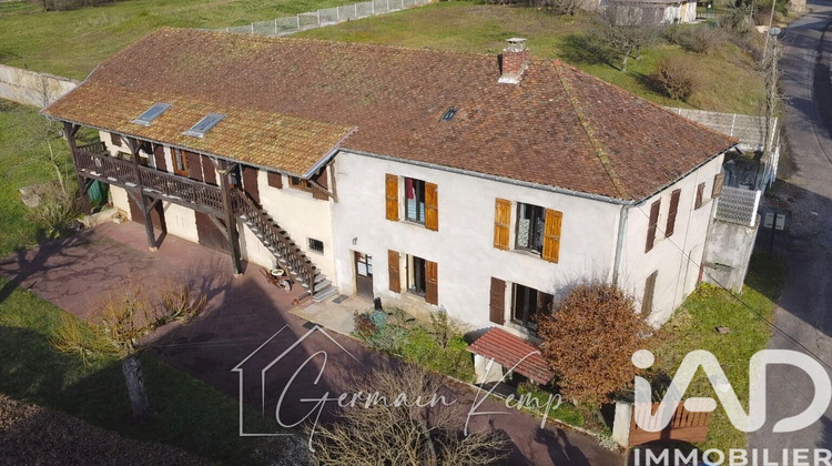 Ma-Cabane - Vente Maison Le Pont-de-Beauvoisin, 214 m²