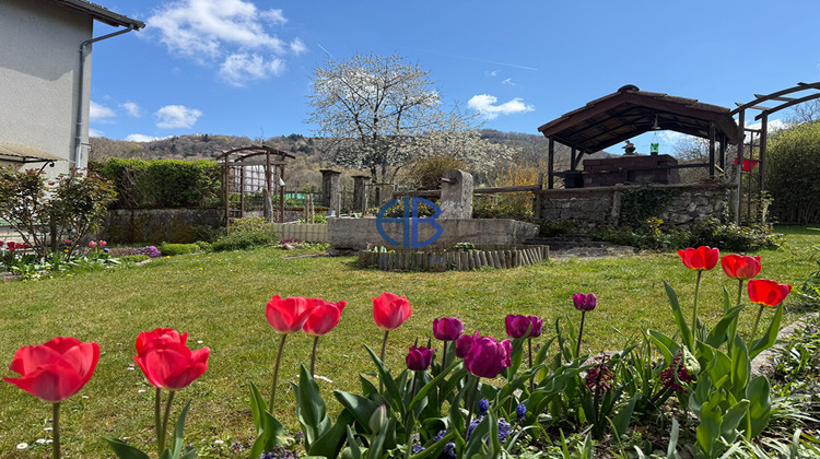 Ma-Cabane - Vente Maison LE PONT-DE-BEAUVOISIN, 138 m²