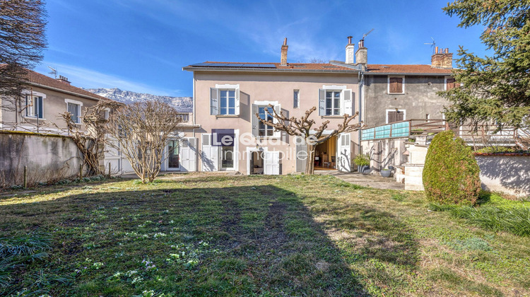 Ma-Cabane - Vente Maison Le Pont-de-Claix, 310 m²