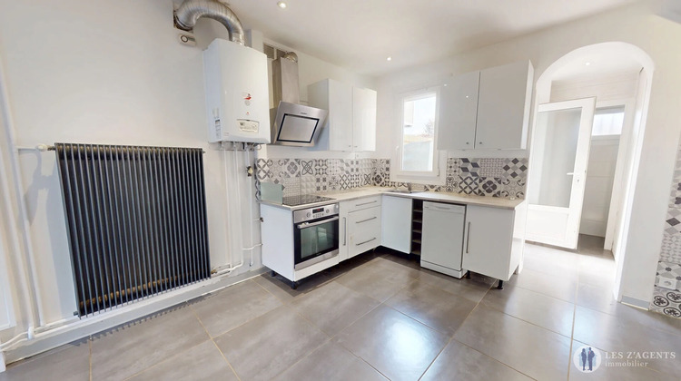 Ma-Cabane - Vente Maison LE PONT-DE-CLAIX, 61 m²