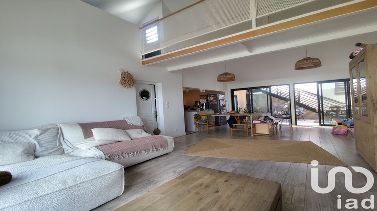 Ma-Cabane - Vente Maison Le Port, 145 m²