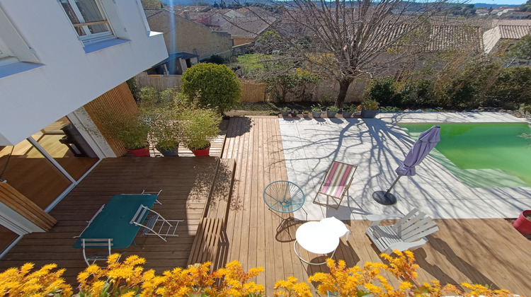 Ma-Cabane - Vente Maison Le Pouget, 204 m²