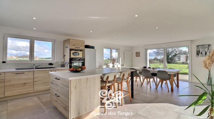 Ma-Cabane - Vente Maison LE PUISET-DORE, 156 m²