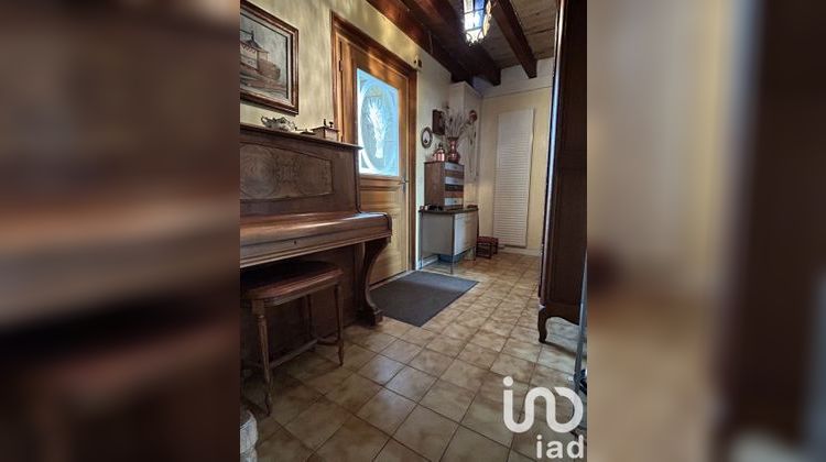 Ma-Cabane - Vente Maison Le Puy-Notre-Dame, 156 m²