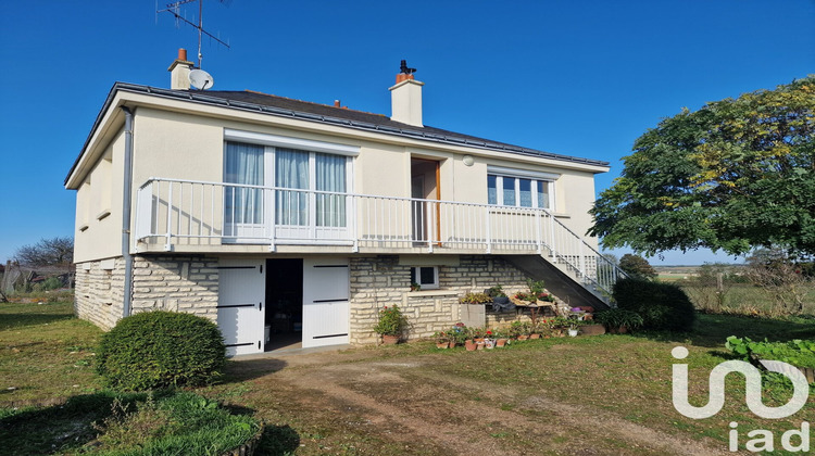 Ma-Cabane - Vente Maison Le Puy-Notre-Dame, 72 m²