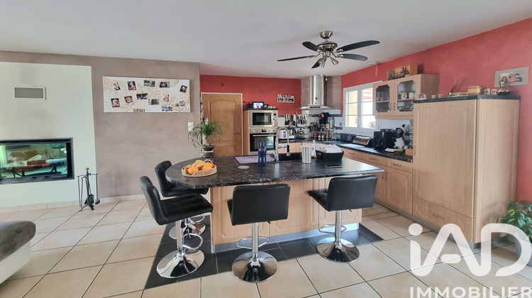 Ma-Cabane - Vente Maison Le Puy-Notre-Dame, 116 m²