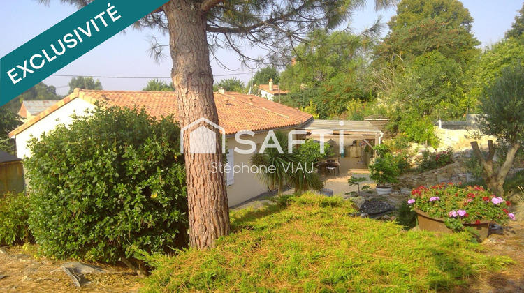 Ma-Cabane - Vente Maison Le Puy-Notre-Dame, 116 m²