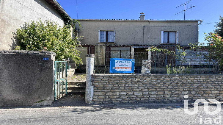 Ma-Cabane - Vente Maison Le Puy-Notre-Dame, 78 m²