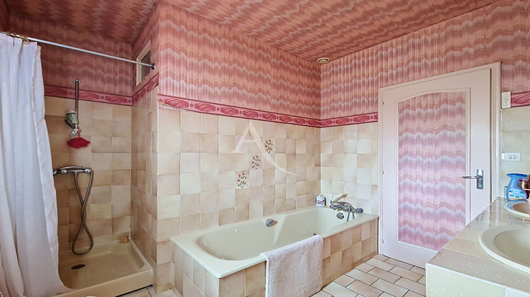 Ma-Cabane - Vente Maison LE PUY-NOTRE-DAME, 110 m²