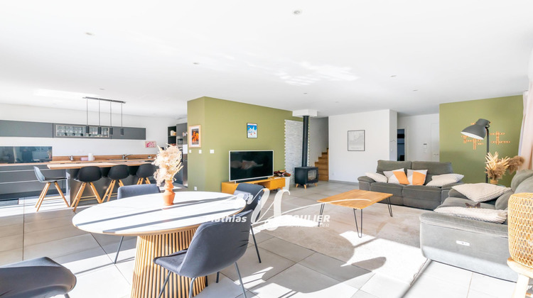 Ma-Cabane - Vente Maison Le Puy-Sainte-Reparade, 154 m²