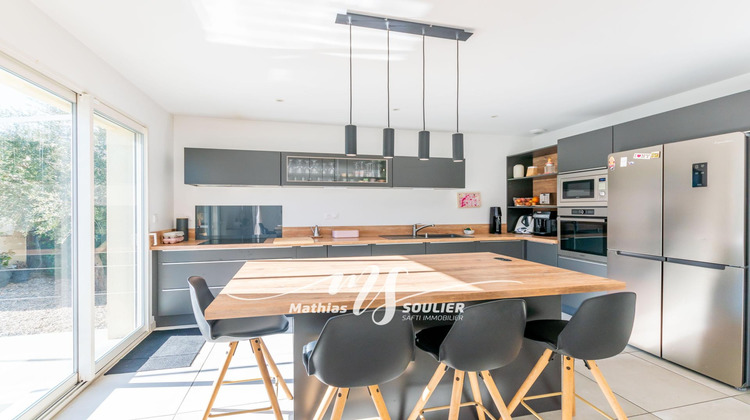 Ma-Cabane - Vente Maison Le Puy-Sainte-Reparade, 154 m²