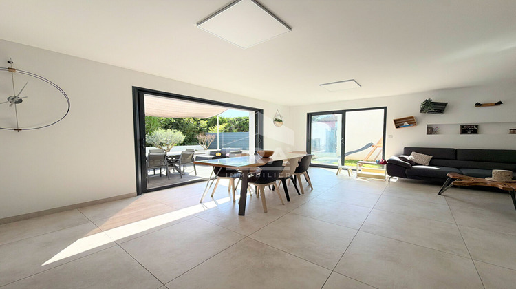 Ma-Cabane - Vente Maison LE PUY-SAINTE-REPARADE, 96 m²