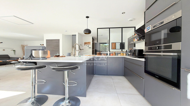 Ma-Cabane - Vente Maison LE PUY-SAINTE-REPARADE, 96 m²