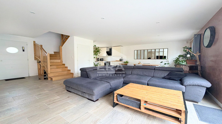 Ma-Cabane - Vente Maison LE PUY-SAINTE-REPARADE, 103 m²