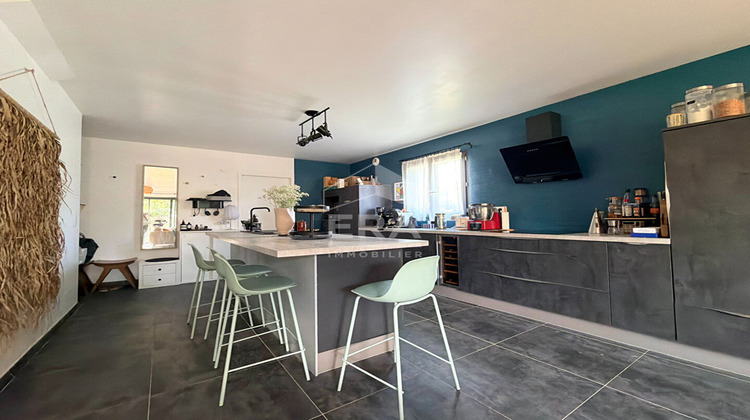 Ma-Cabane - Vente Maison LE PUY-SAINTE-REPARADE, 82 m²