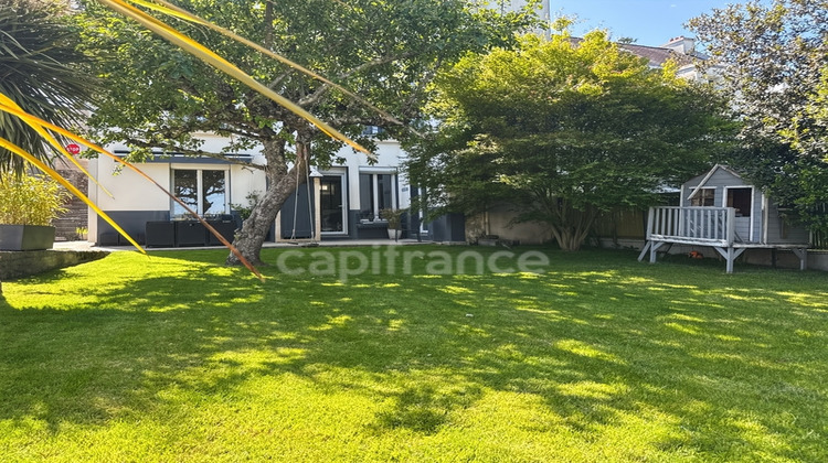 Ma-Cabane - Vente Maison LE RELECQ KERHUON, 200 m²