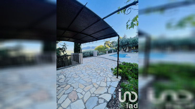 Ma-Cabane - Vente Maison Le Revest-les-Eaux, 200 m²