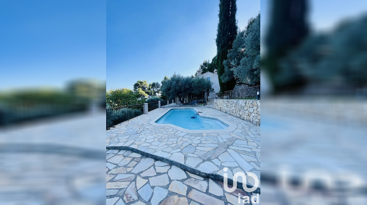 Ma-Cabane - Vente Maison Le Revest-les-Eaux, 200 m²