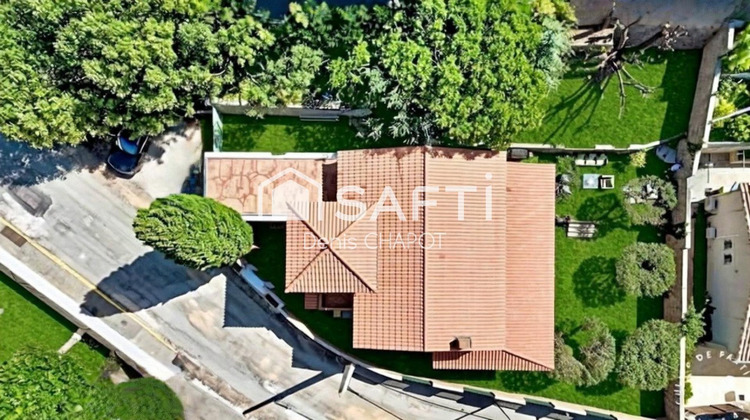 Ma-Cabane - Vente Maison Le Revest-les-Eaux, 182 m²