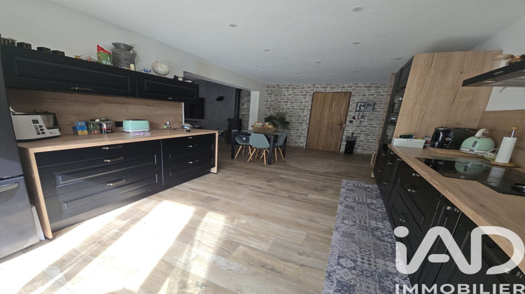 Ma-Cabane - Vente Maison Le Revest-les-Eaux, 180 m²