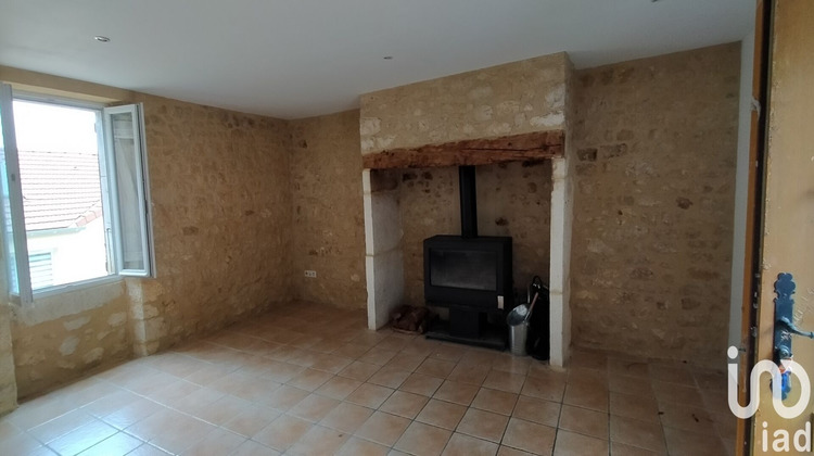 Ma-Cabane - Vente Maison Le Roc, 64 m²