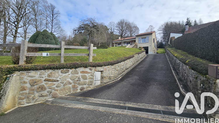 Ma-Cabane - Vente Maison Le Rouget, 96 m²