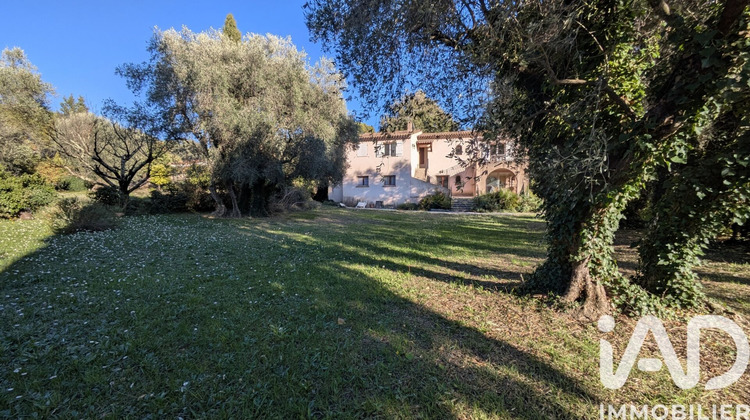 Ma-Cabane - Vente Maison Le Rouret, 192 m²