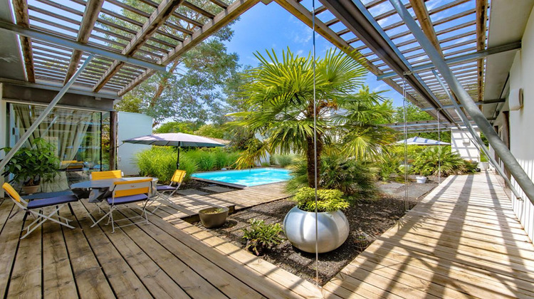 Ma-Cabane - Vente Maison LE TAILLAN MEDOC, 200 m²