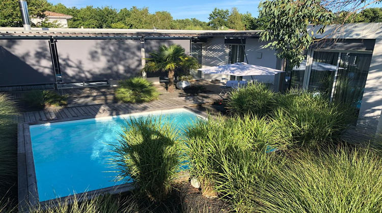 Ma-Cabane - Vente Maison LE TAILLAN MEDOC, 200 m²