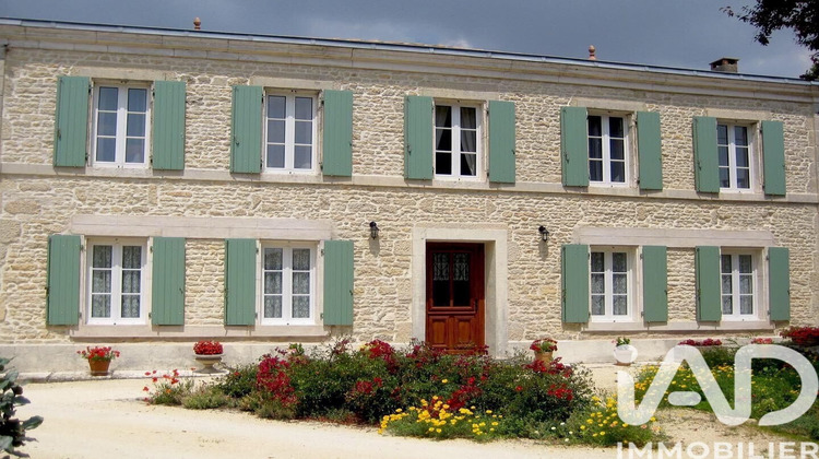 Ma-Cabane - Vente Maison Le Thou, 458 m²