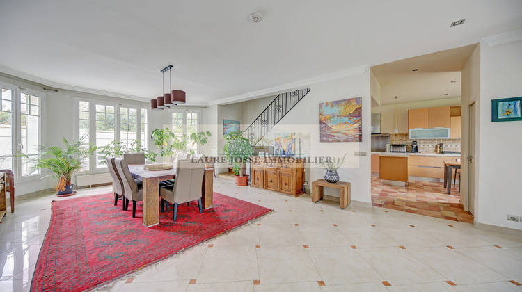 Ma-Cabane - Vente Maison Le Vésinet, 216 m²
