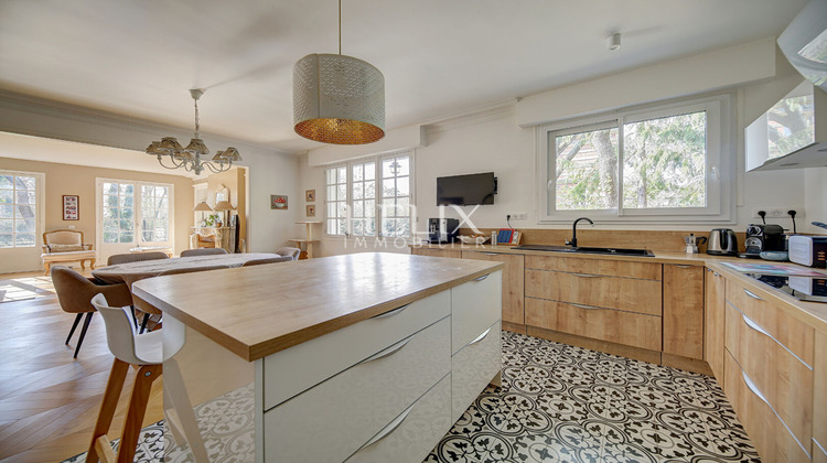 Ma-Cabane - Vente Maison LE VESINET, 250 m²