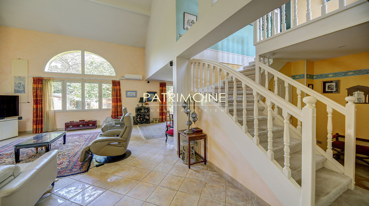 Ma-Cabane - Vente Maison LE VESINET, 200 m²