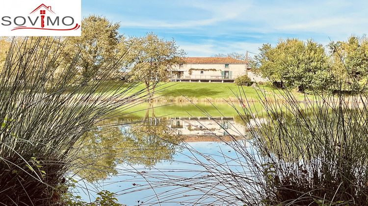 Ma-Cabane - Vente Maison Le Vigeant, 278 m²