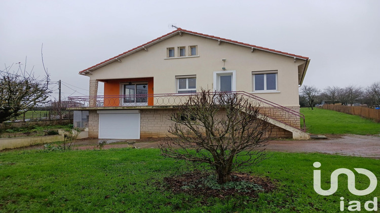 Ma-Cabane - Vente Maison Le Vigeant, 94 m²