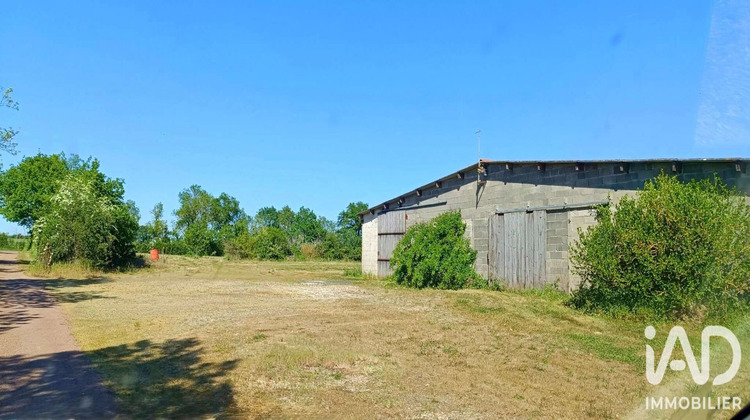 Ma-Cabane - Vente Maison Le Vigeant, 450 m²