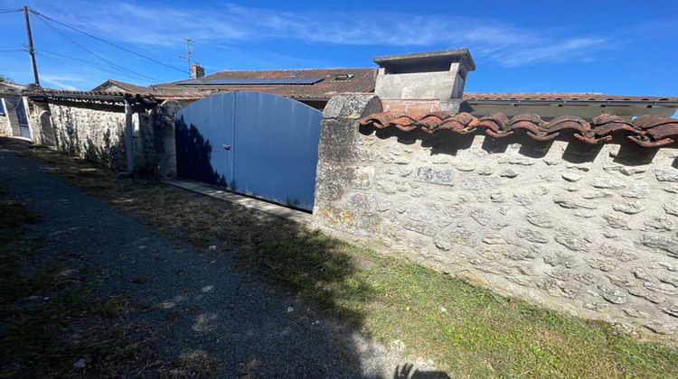 Ma-Cabane - Vente Maison LEGUILLAC DE CERCLES, 276 m²