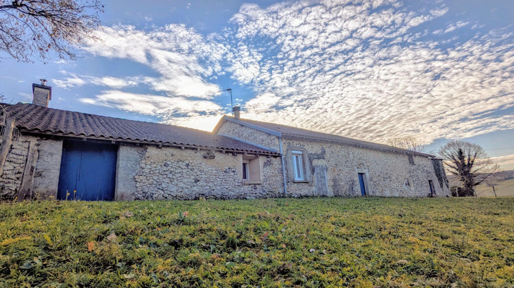 Ma-Cabane - Vente Maison LEGUILLAC-DE-L'AUCHE, 98 m²