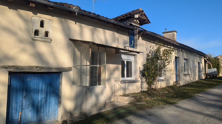 Ma-Cabane - Vente Maison LEGUILLAC-DE-L'AUCHE, 98 m²