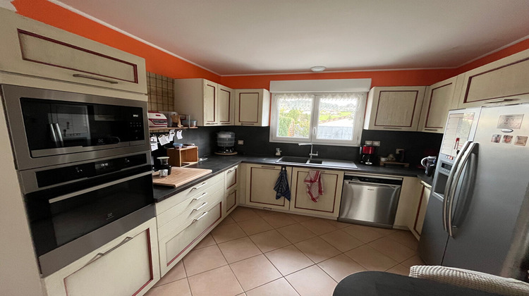 Ma-Cabane - Vente Maison LEGUILLAC-DE-L'AUCHE, 97 m²