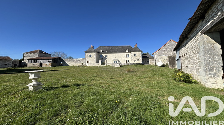 Ma-Cabane - Vente Maison Lémeré, 208 m²