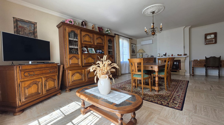 Ma-Cabane - Vente Maison LENCLOITRE, 195 m²