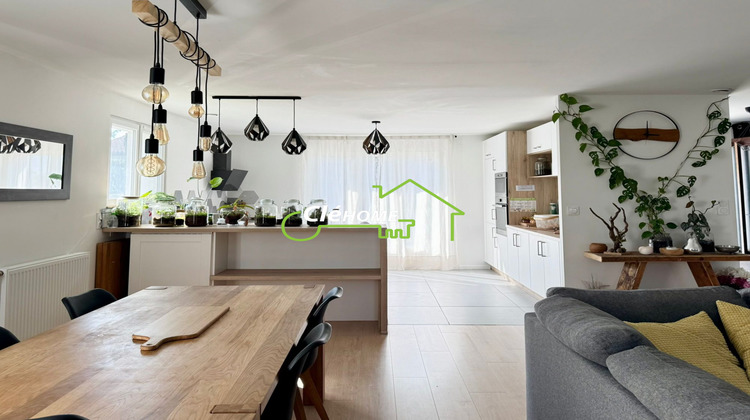 Ma-Cabane - Vente Maison Lentilly, 217 m²