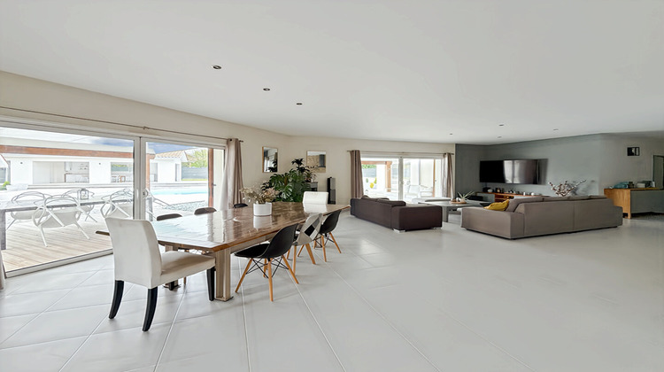 Ma-Cabane - Vente Maison LEOGNAN, 252 m²