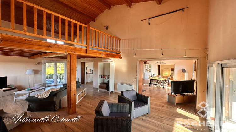 Ma-Cabane - Vente Maison Les Églises-d'Argenteuil, 200 m²