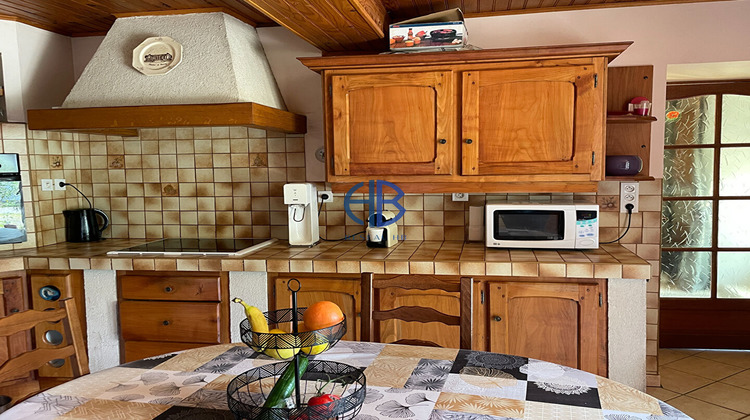 Ma-Cabane - Vente Maison LES ABRETS, 207 m²