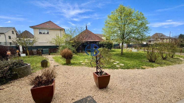 Ma-Cabane - Vente Maison LES ABRETS, 180 m²