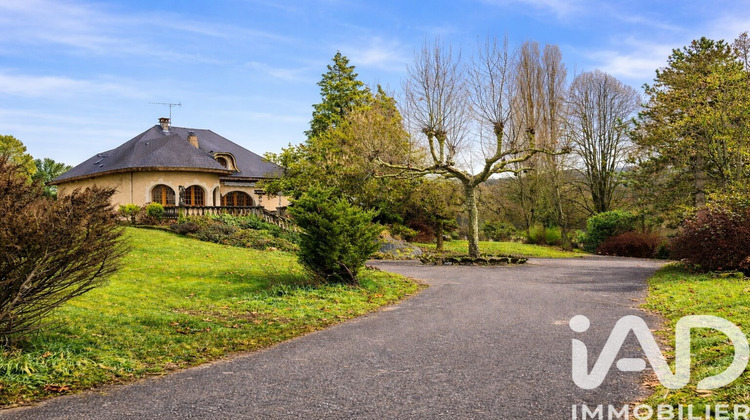 Ma-Cabane - Vente Maison Les Abrets, 198 m²