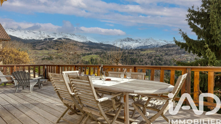 Ma-Cabane - Vente Maison Les Adrets, 206 m²