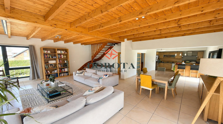 Ma-Cabane - Vente Maison Les Adrets, 241 m²